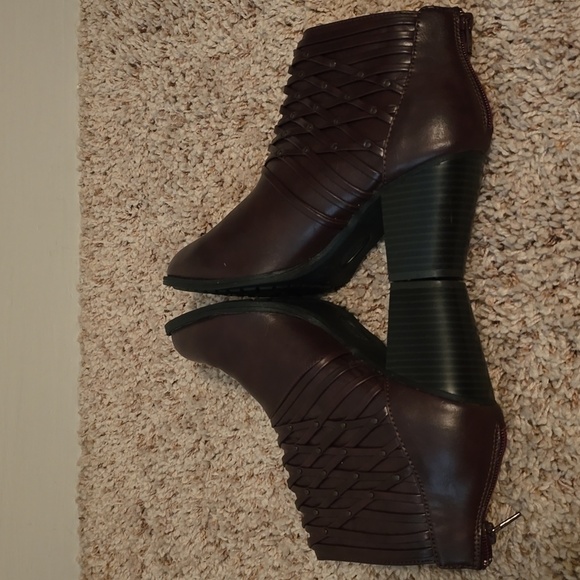 Women's Avenue Burgundy Cloudwalkers Ankle Boots Size 8.5W (0718) - Picture 4 of 11